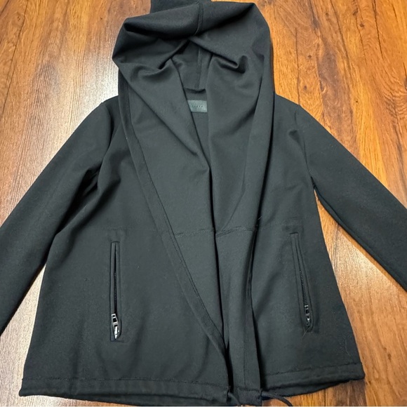 [BLANKNYC] Black Draped Hooded Jacket with Zip Pockets Size XS - Picture 3 of 8